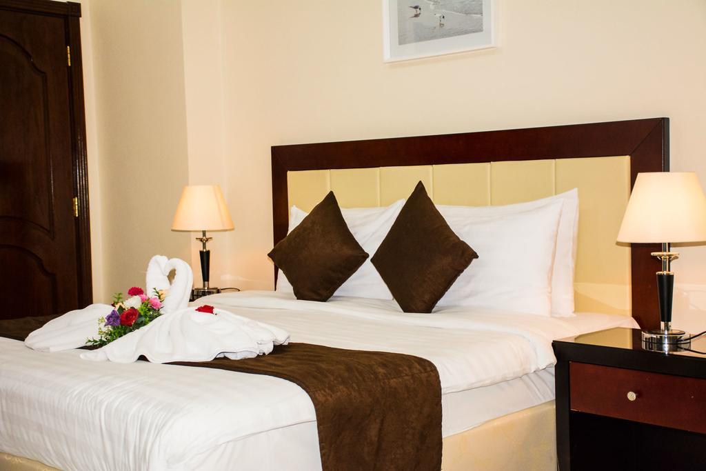 President Suites Apartments Manama Eksteriør billede