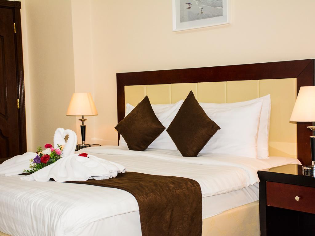 President Suites Apartments Manama Eksteriør billede