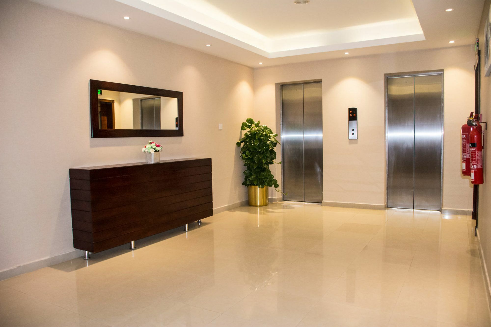 President Suites Apartments Manama Eksteriør billede
