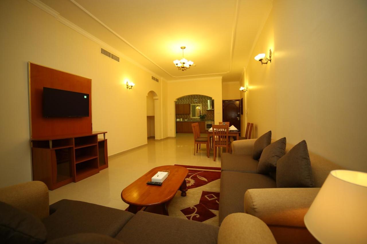 President Suites Apartments Manama Eksteriør billede